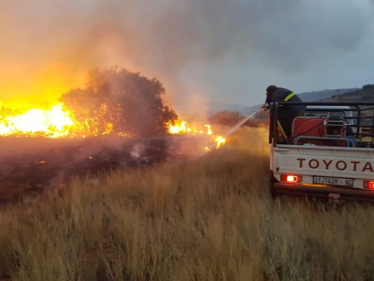 AfriForum se Kuruman-buurtwag ontvang brandbestrydingsopleiding