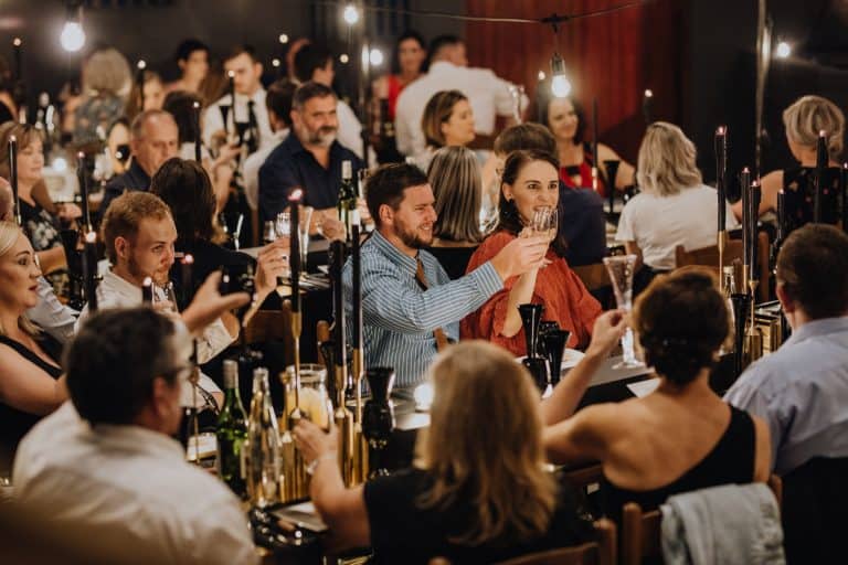 Stem nou vir jou gunstelinge vir vanjaar se Tinteltong Toekennings