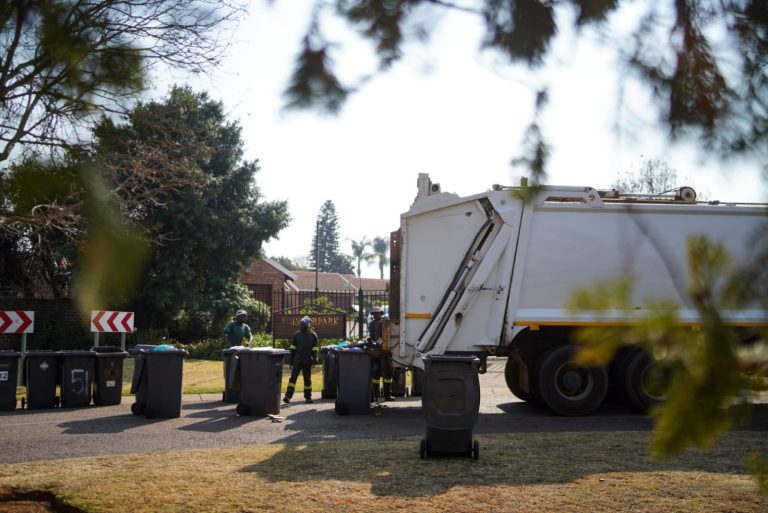 AfriForum eis antwoorde oor ‘dubbele belasting’ rakende vullisverwydering in Tshwane