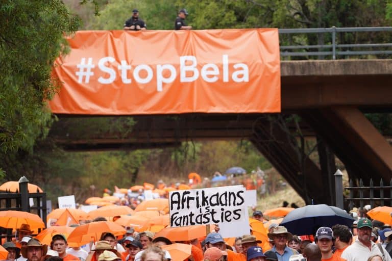 Ombudsman reprimands Sunday World over allegations of “apartheid flag” at Bela march