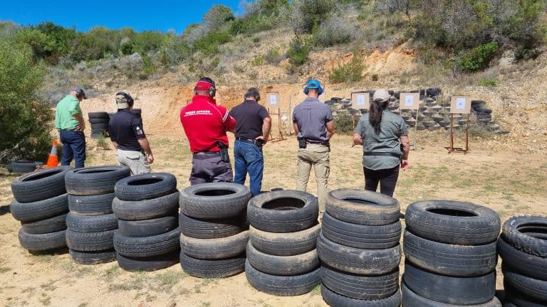 11 AfriForum-buurtwaglede kwalifiseer as skietinstrukteurs in die Wes-Kaap