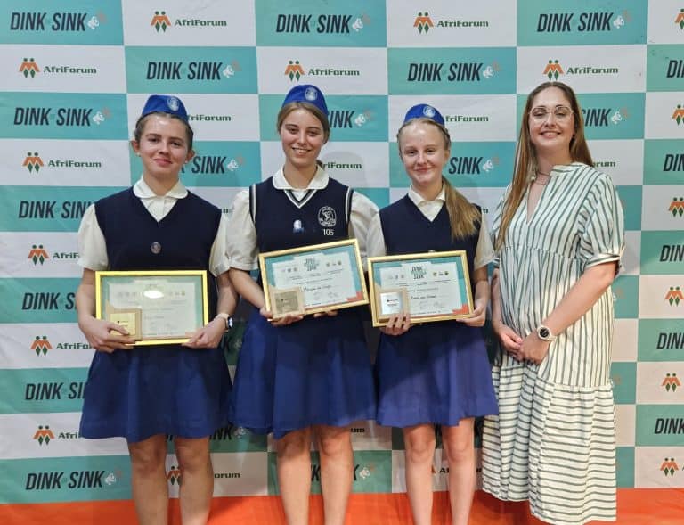 Gauteng-leerders wys hul staal by AfriForum se grootste Dink of Sink-debatskompetisie nog