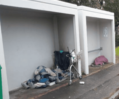 AfriForum opper kommer oor haweloses buite Durbanville-polisiestasie