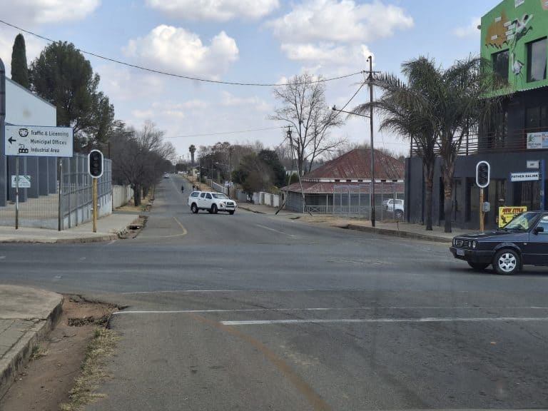 AfriForum demands thorough intervention at dangerous Parys intersection, while municipality only does half a job