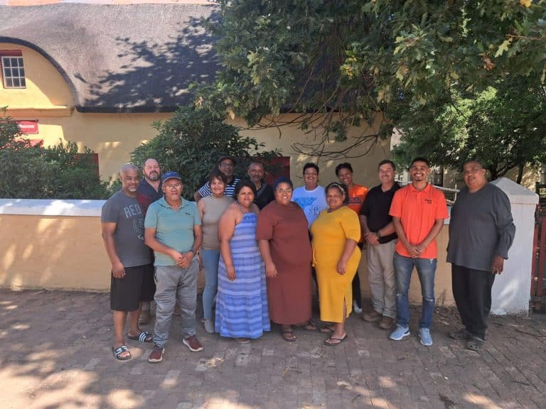 Rolspelers gee eerste tree om Genadendal-gemeenskap se veiligheid te verbeter