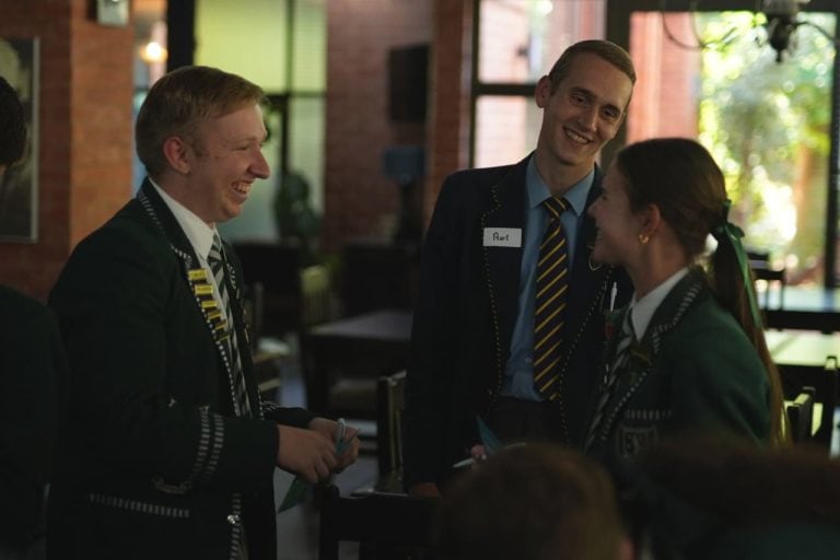 AfriForum Jeug omskep vonke in vlamme in jong leiers