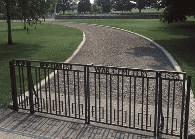 “Gesterf met onvoltooide lewens” – Suid-Afrikaners in Roemenië herdenk