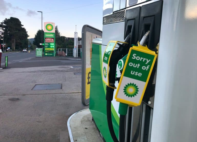Motorists must plan ahead amid possible fuel shortages, warns AfriForum
