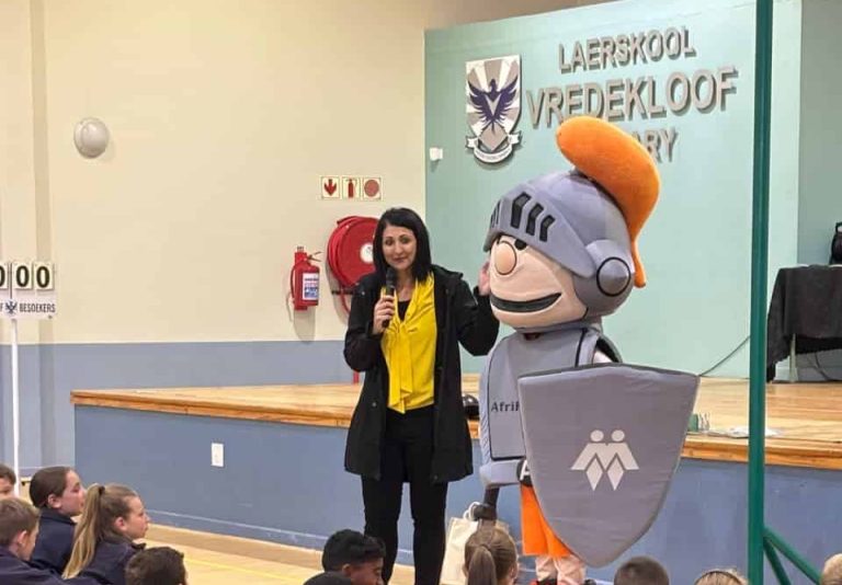 AfriForum leer Laerskool Vredekloof om wapenrusting teen boeliegedrag aan te trek