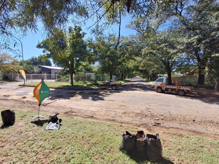AfriForum-takke woel in April om dorpe en woonbuurte op te knap