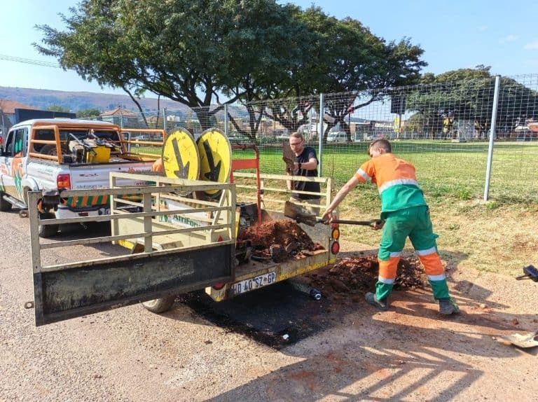 AfriForum branches tackle potholes with 23 tons of tar