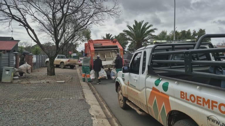Mangaung-gesprekke oor samewerking slegs rookskerm te midde van voortslepende diensleweringsuitdagings